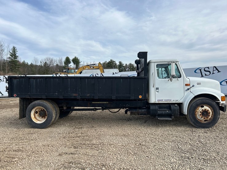 2000-international-4700-image-6