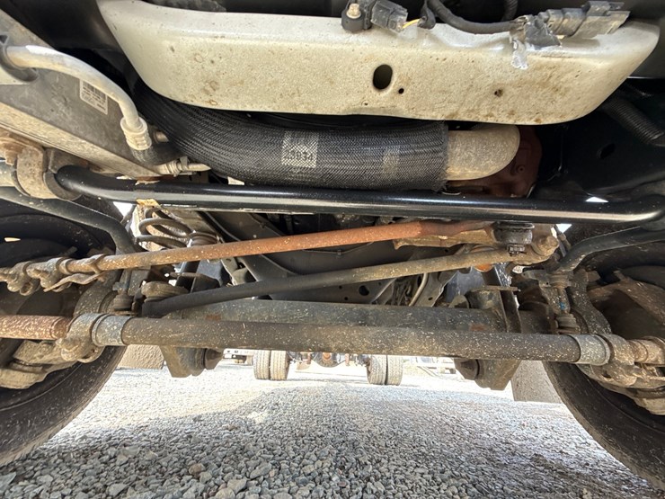 2015-ford-f550-image-26