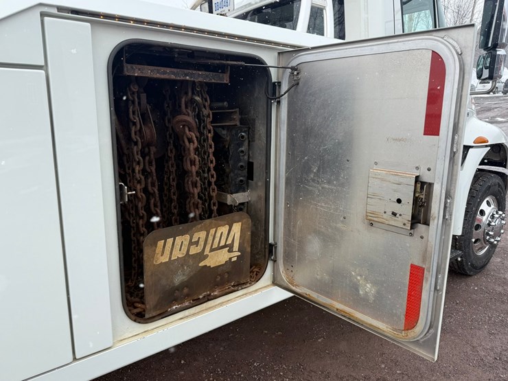 2013-international-4400-sba-image-27