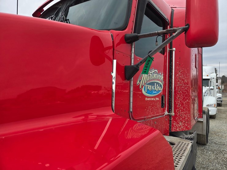 2005-kenworth-t600-image-18