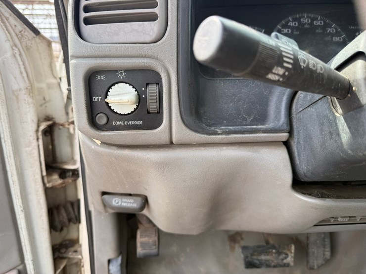 chevrolet-3500-image-30