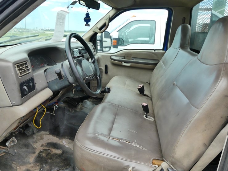 2001-ford-f350-image-8