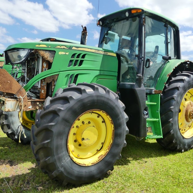 2016 JOHN DEERE 6155M