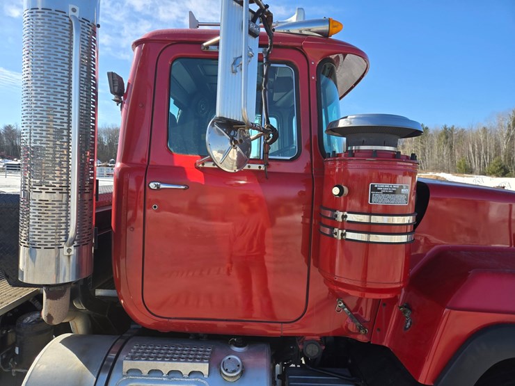 2000-mack-rd688s-image-17