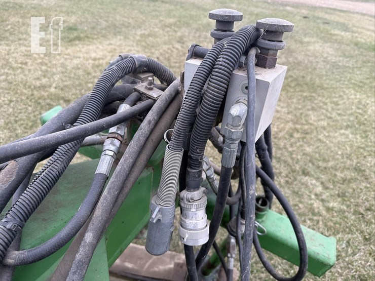 1997-john-deere-1770-image-10