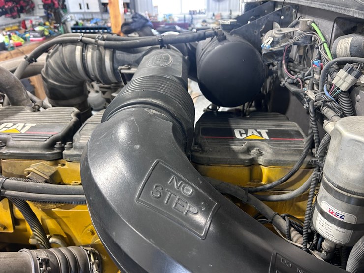 2007-peterbilt-379-image-107