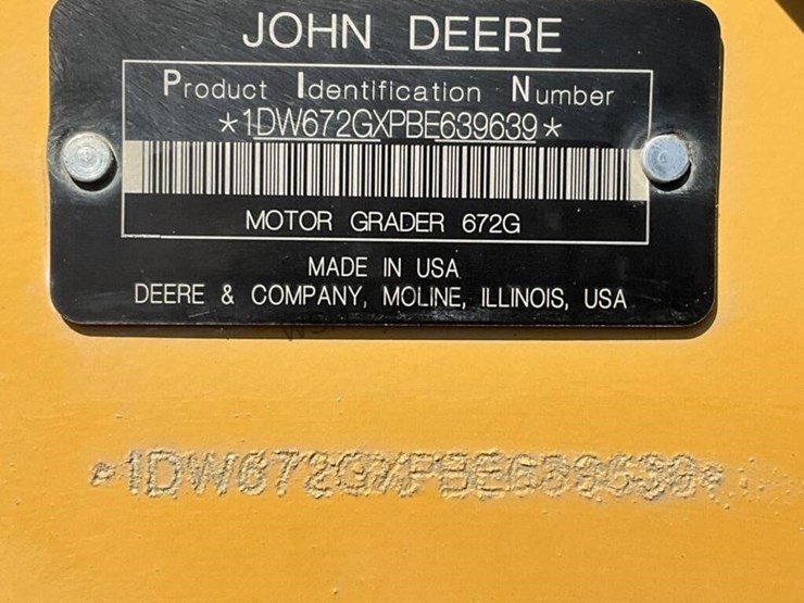 2011-deere-672g-image-23