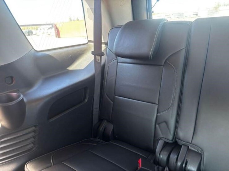 2016-gmc-yukon-denali-image-61