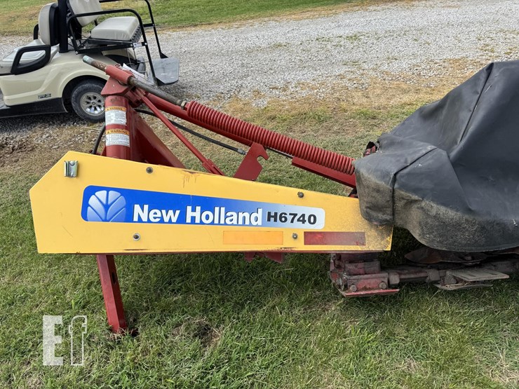 new-holland-h6740-image-5