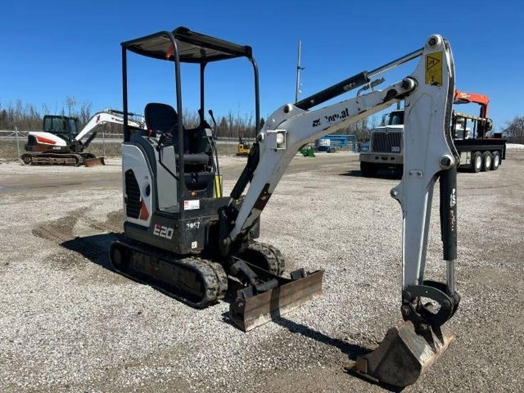 2020-bobcat-e20-image-5