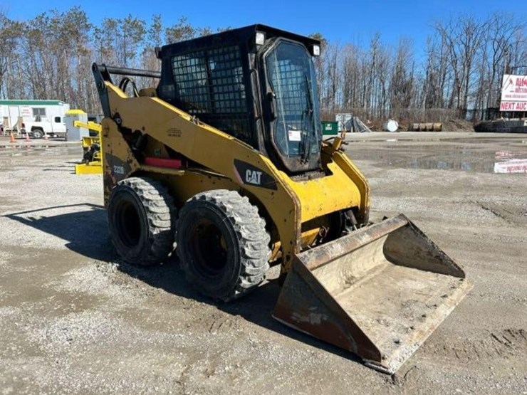 2009-caterpillar-232b2-image-9