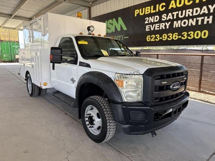 2014-ford-f550-image-2