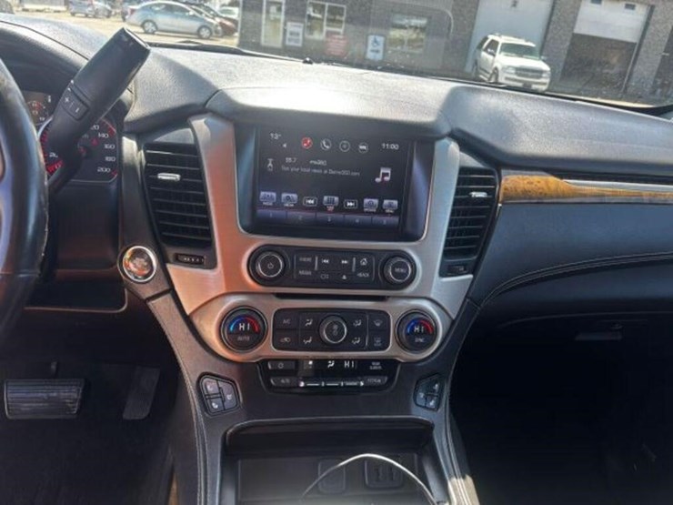 2016-gmc-yukon-denali-image-25