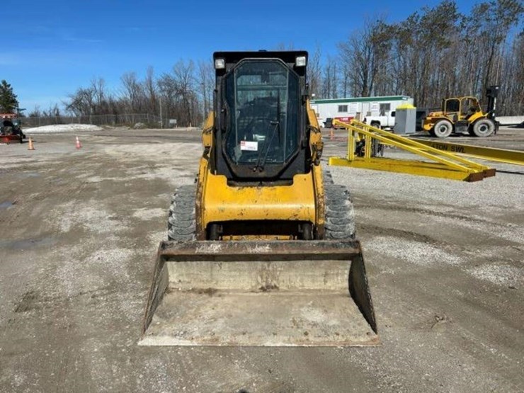 2009-caterpillar-232b2-image-2