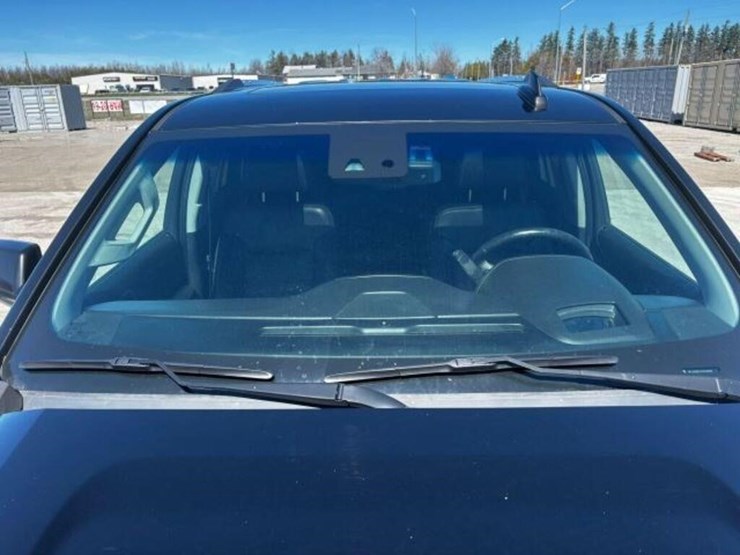 2016-gmc-yukon-denali-image-68