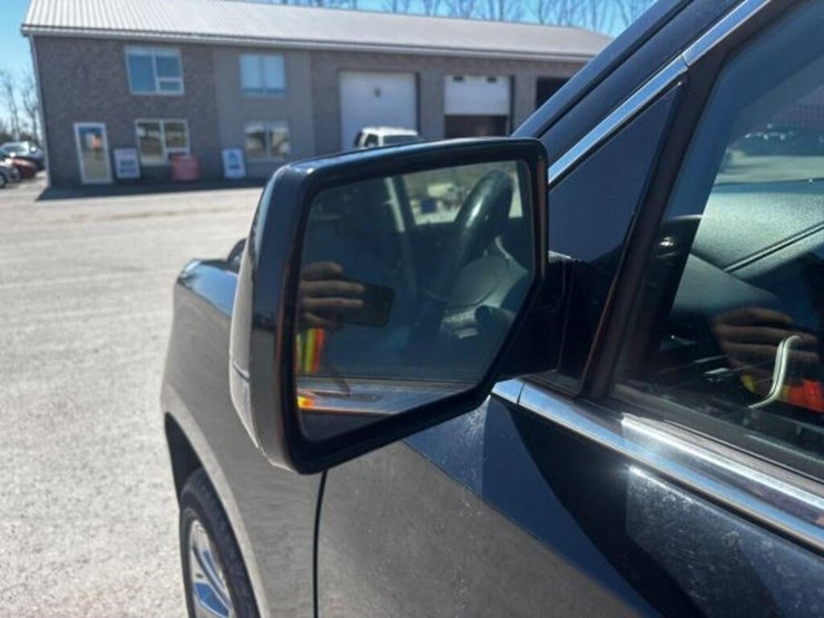 2016-gmc-yukon-denali-image-89