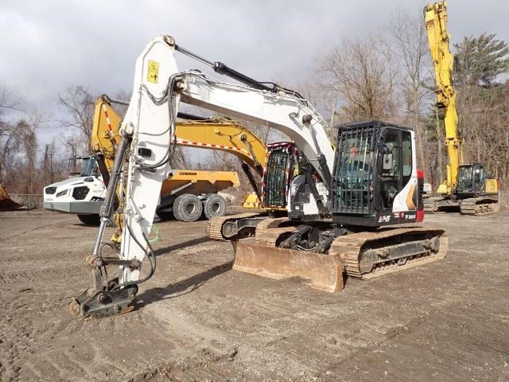 2021-bobcat-e145-image-1