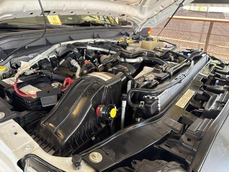 2014-ford-f550-image-13