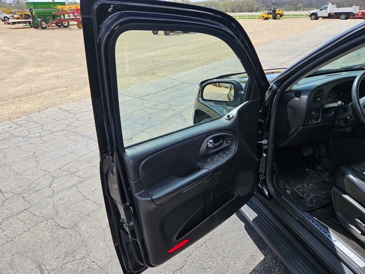 2006-chevrolet-blazer-image-29