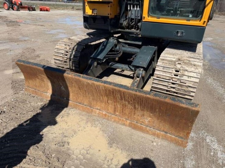 2023-hyundai-hx130a-lcr-image-53