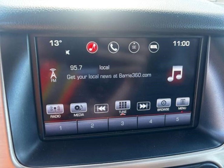 2016-gmc-yukon-denali-image-27