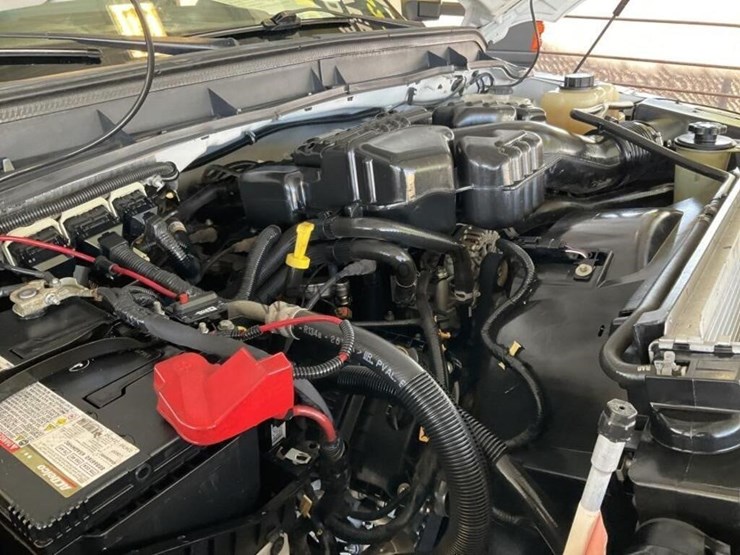 2016-ford-f350-image-15