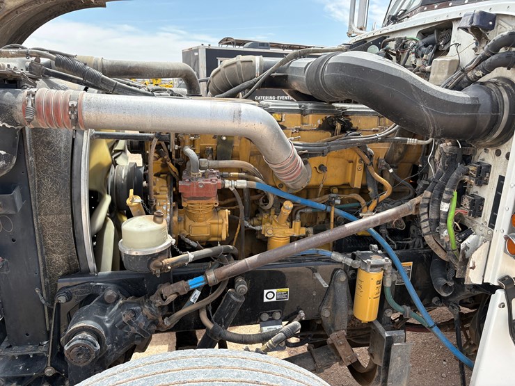 2006-peterbilt-379-image-9