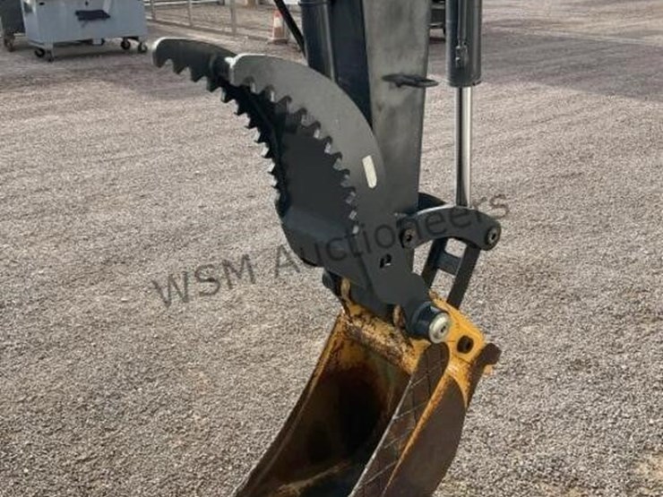 john-deere-50g-hydraulic-excavator-image-10