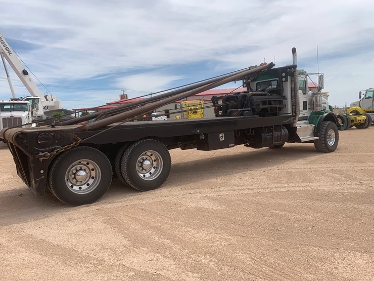 2013-kenworth-t800-image-3