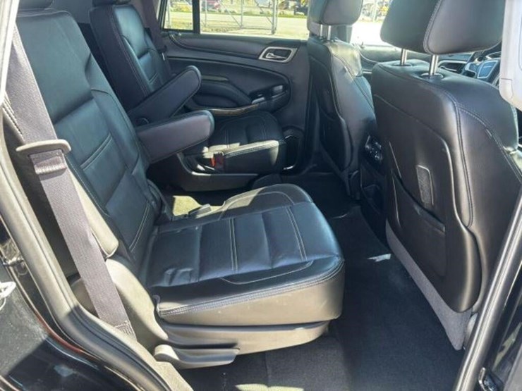 2016-gmc-yukon-denali-image-53