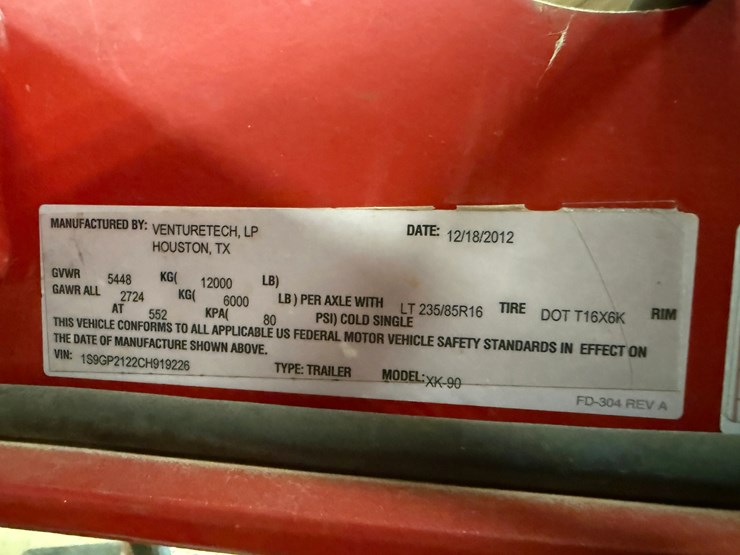 2013-caterpillar-c4.4-image-13