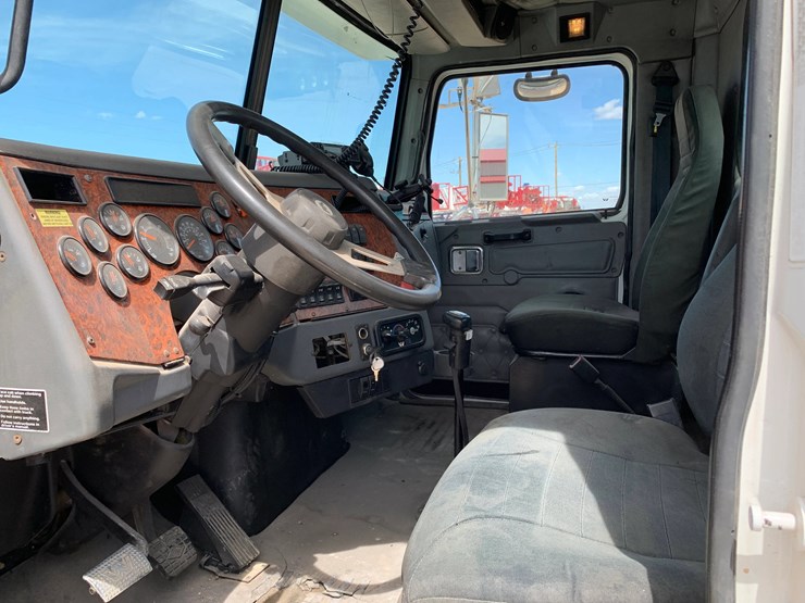 2012-western-star-4900-image-7