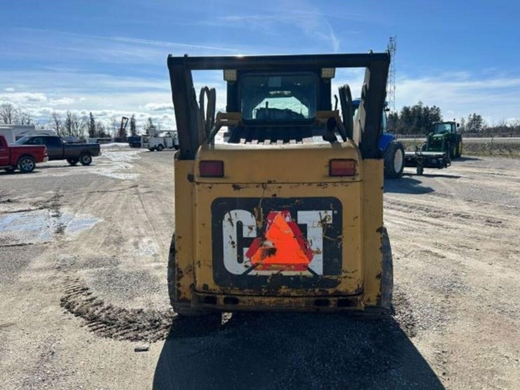 2009-caterpillar-232b2-image-5