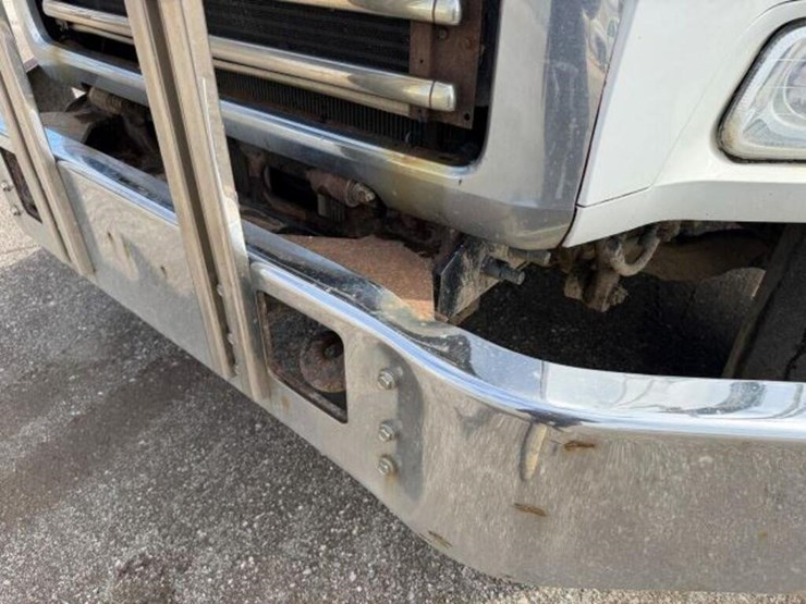 2011-mack-granite-gu813-image-66