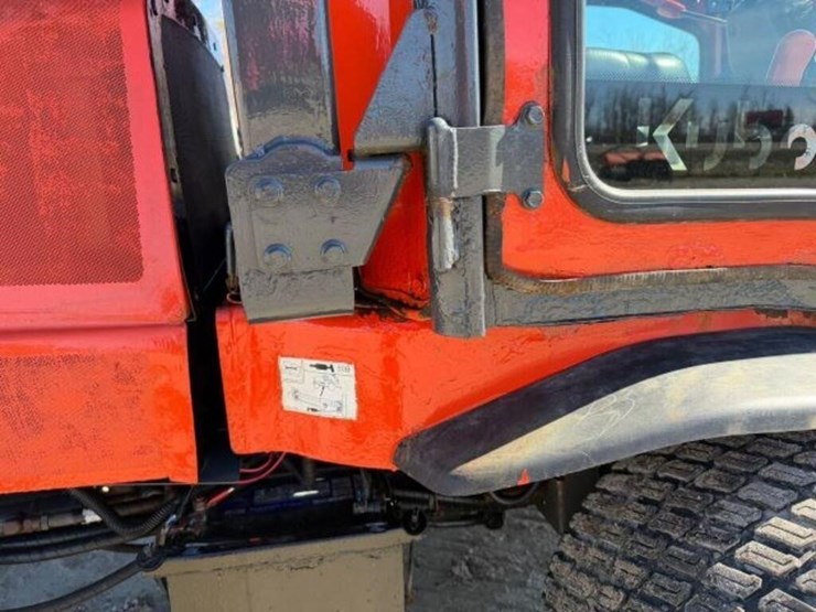 kubota-f2690-image-39