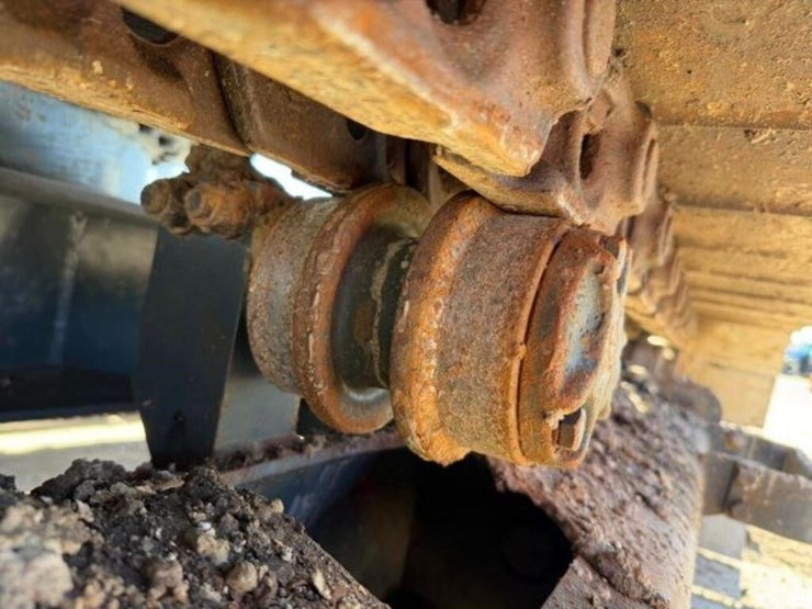 2023-hyundai-hx130a-lcr-image-64