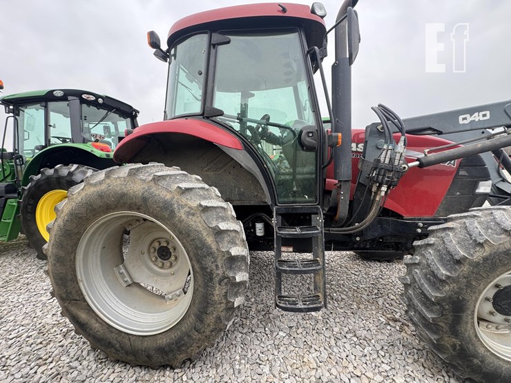 case-ih-farmall-120a-image-5