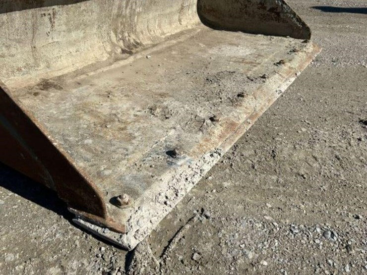 2009-caterpillar-232b2-image-33