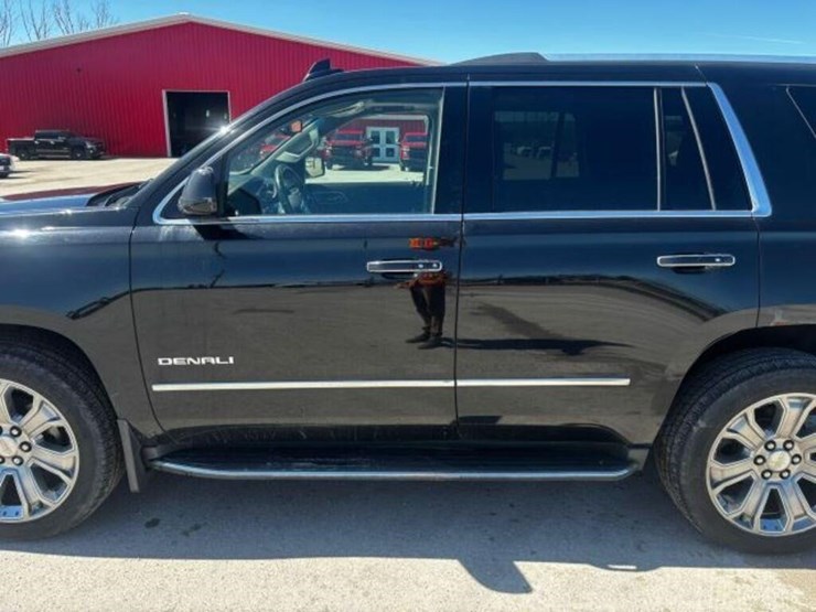 2016-gmc-yukon-denali-image-88