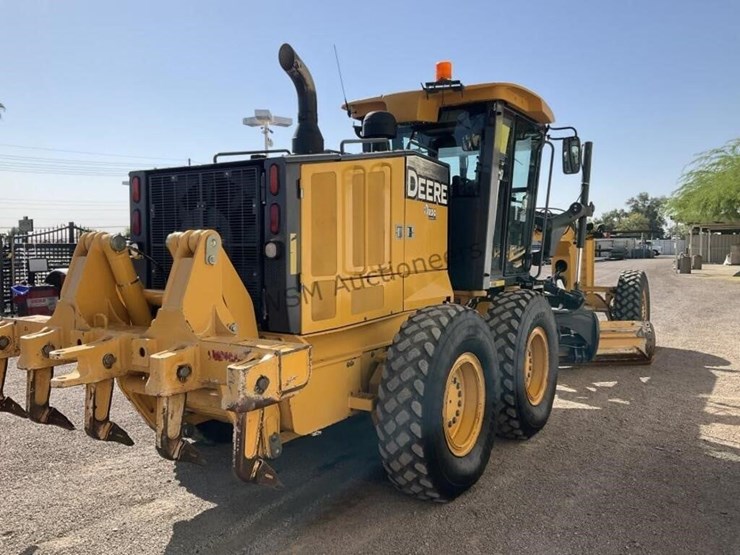 2011-deere-672g-image-5