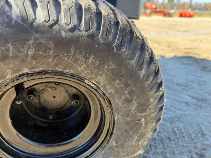 kubota-f2690-image-35