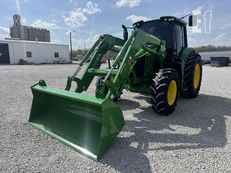 2023-john-deere-6120m-image-1