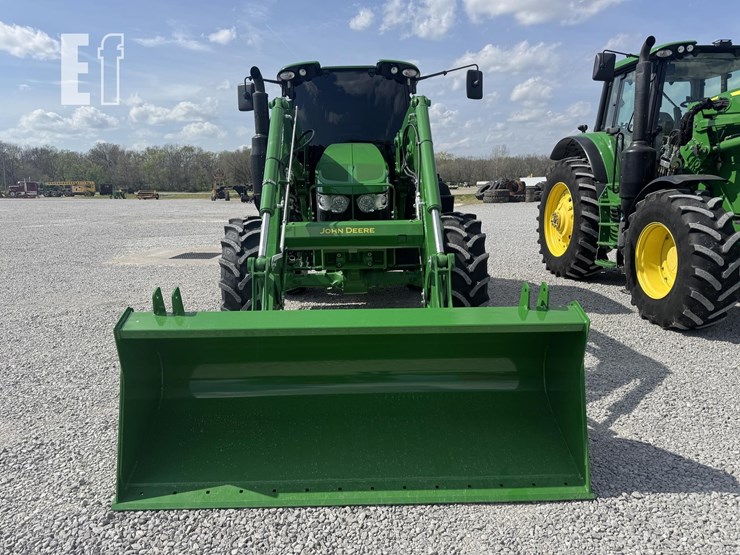 2023-john-deere-6120m-image-2
