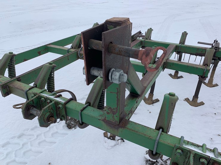 john-deere-1000-cultivator-image-10