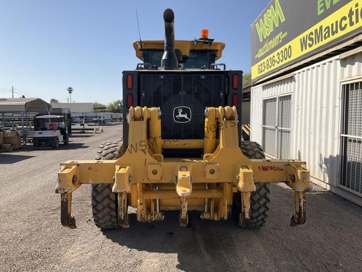 2011-deere-672g-image-6