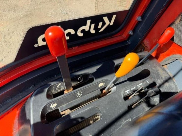 kubota-f2690-image-10