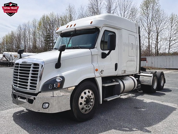 2019-freightliner-cascadia-125-image-1