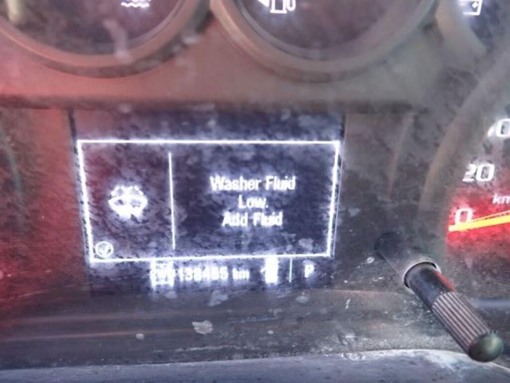 2022-chevrolet-2500hd-image-10