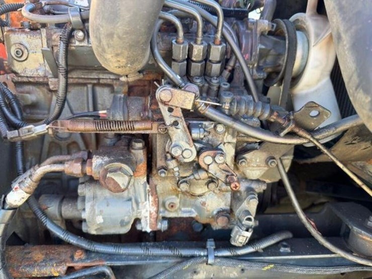 kubota-f2690-image-23