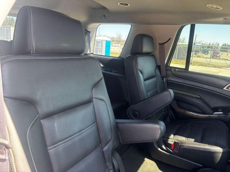 2016-gmc-yukon-denali-image-54